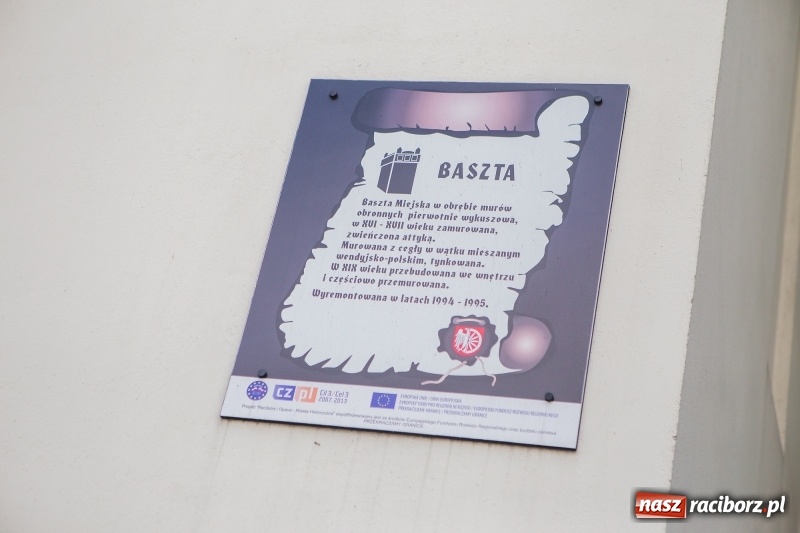 Zdjęcie w galerii na portalu naszraciborz.pl: Trzymano tu oskarżonych o czary. Mroczne miejsce w Raciborzu znów można oglądać  wiadomości z regionu