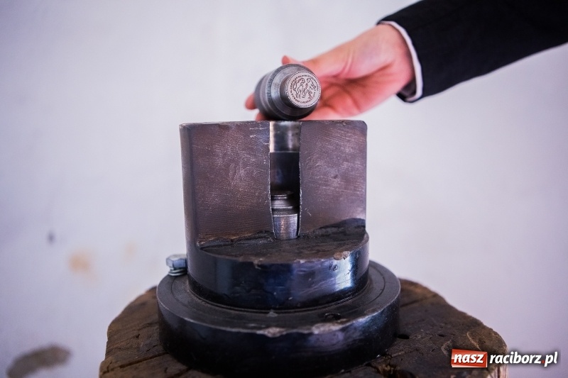 Zdjęcie w galerii na portalu naszraciborz.pl: Trzymano tu oskarżonych o czary. Mroczne miejsce w Raciborzu znów można oglądać  wiadomości z regionu