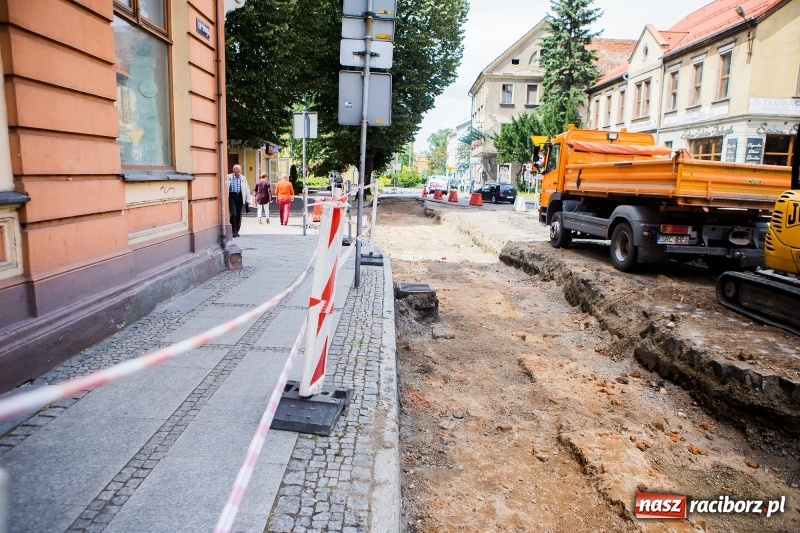 Zdjęcie w galerii na portalu naszraciborz.pl: Ruszył remont końcówki ulicy Długiej ZDJĘCIA wiadomości z regionu