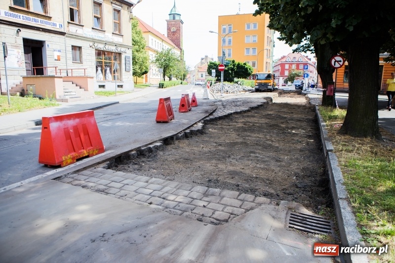 Zdjęcie w galerii na portalu naszraciborz.pl: Ruszył remont końcówki ulicy Długiej ZDJĘCIA wiadomości z regionu