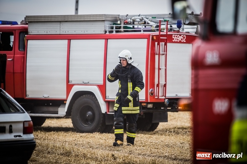 Zdjęcie w galerii na portalu naszraciborz.pl: Pokaz strażacki na rozpoczęcie obchodów 110-lecia OSP Borucin wiadomości z regionu