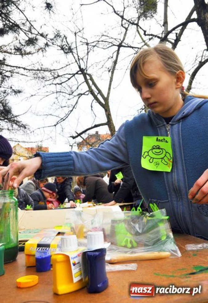 Zdjęcie w galerii na portalu naszraciborz.pl: Karramba, czyli latające żaby wiadomości z regionu