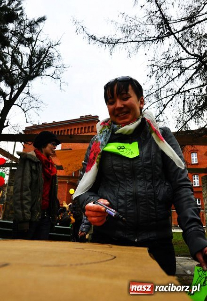 Zdjęcie w galerii na portalu naszraciborz.pl: Karramba, czyli latające żaby wiadomości z regionu