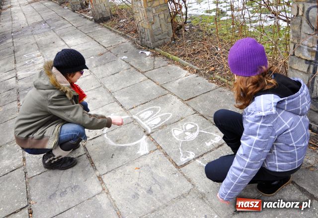 Zdjęcie w galerii na portalu naszraciborz.pl: Karramba, czyli latające żaby wiadomości z regionu