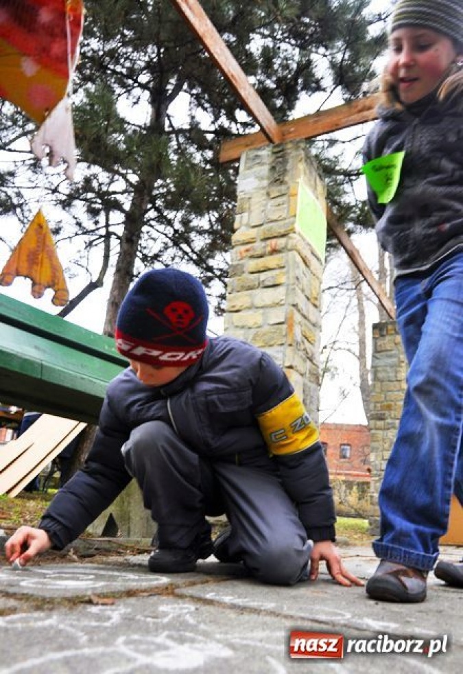 Zdjęcie w galerii na portalu naszraciborz.pl: Karramba, czyli latające żaby wiadomości z regionu