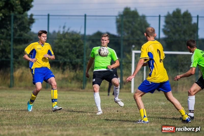 Zdjęcie w galerii na portalu naszraciborz.pl: Dziewięć goli w pierwszym sparingu Markowic wiadomości z regionu
