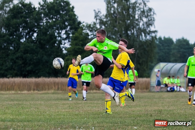 Zdjęcie w galerii na portalu naszraciborz.pl: Dziewięć goli w pierwszym sparingu Markowic wiadomości z regionu