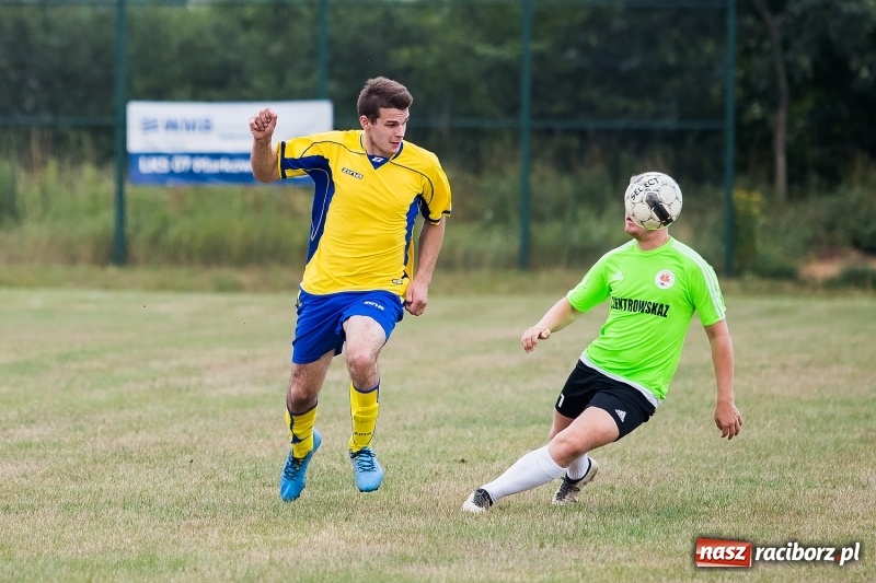 Zdjęcie w galerii na portalu naszraciborz.pl: Dziewięć goli w pierwszym sparingu Markowic wiadomości z regionu