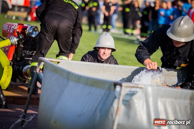 Zdjęcie w galerii na portalu naszraciborz.pl: Samborowice i Rudyszwałd z pucharem 110-lecia OSP Borucin wiadomości z regionu