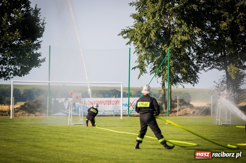 Zdjęcie w galerii na portalu naszraciborz.pl: Samborowice i Rudyszwałd z pucharem 110-lecia OSP Borucin wiadomości z regionu