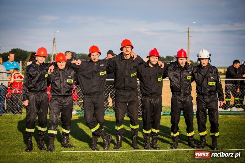 Zdjęcie w galerii na portalu naszraciborz.pl: Samborowice i Rudyszwałd z pucharem 110-lecia OSP Borucin wiadomości z regionu