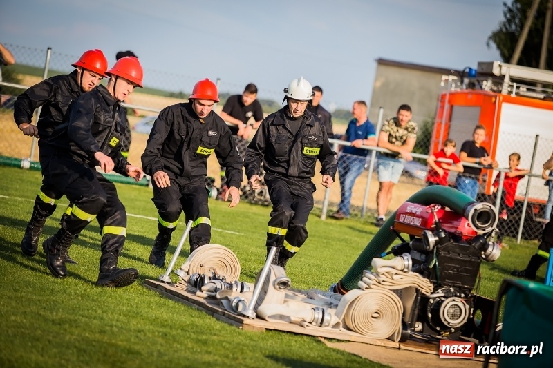 Zdjęcie w galerii na portalu naszraciborz.pl: Samborowice i Rudyszwałd z pucharem 110-lecia OSP Borucin wiadomości z regionu