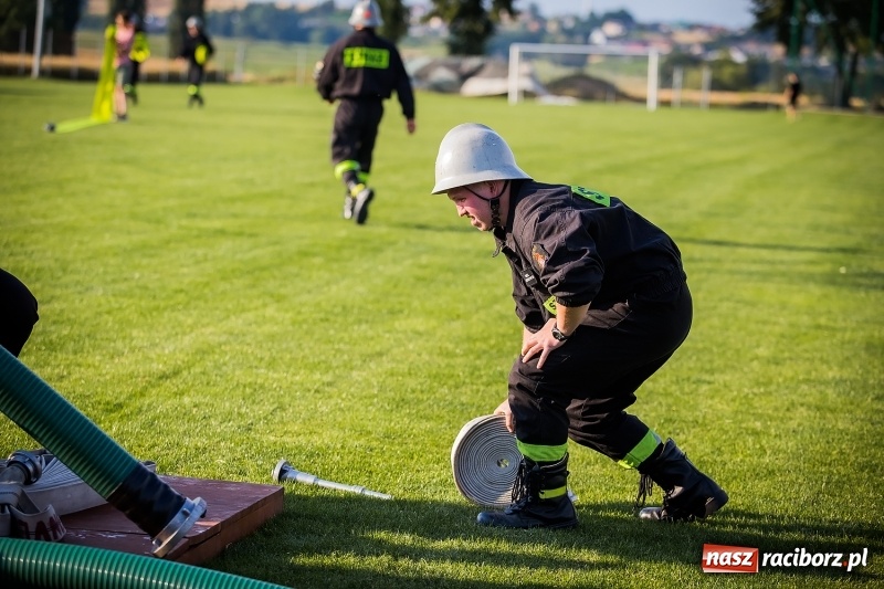 Zdjęcie w galerii na portalu naszraciborz.pl: Samborowice i Rudyszwałd z pucharem 110-lecia OSP Borucin wiadomości z regionu