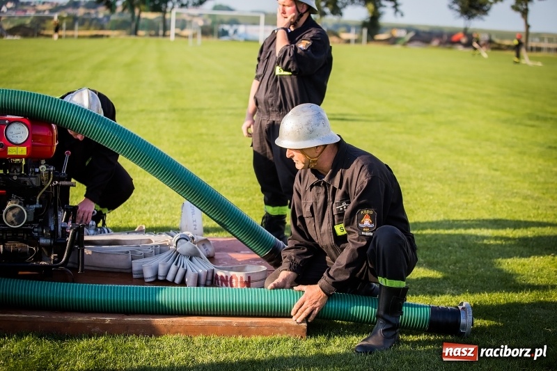 Zdjęcie w galerii na portalu naszraciborz.pl: Samborowice i Rudyszwałd z pucharem 110-lecia OSP Borucin wiadomości z regionu