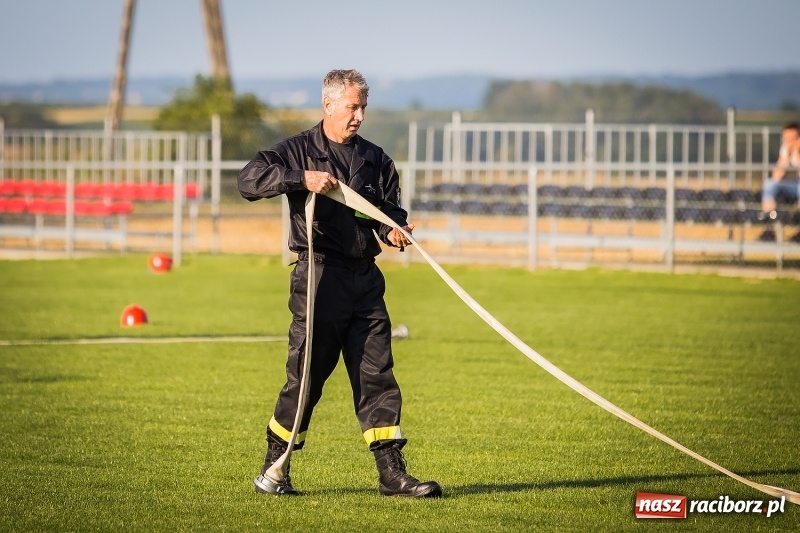 Zdjęcie w galerii na portalu naszraciborz.pl: Samborowice i Rudyszwałd z pucharem 110-lecia OSP Borucin wiadomości z regionu
