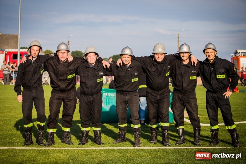 Zdjęcie w galerii na portalu naszraciborz.pl: Samborowice i Rudyszwałd z pucharem 110-lecia OSP Borucin wiadomości z regionu