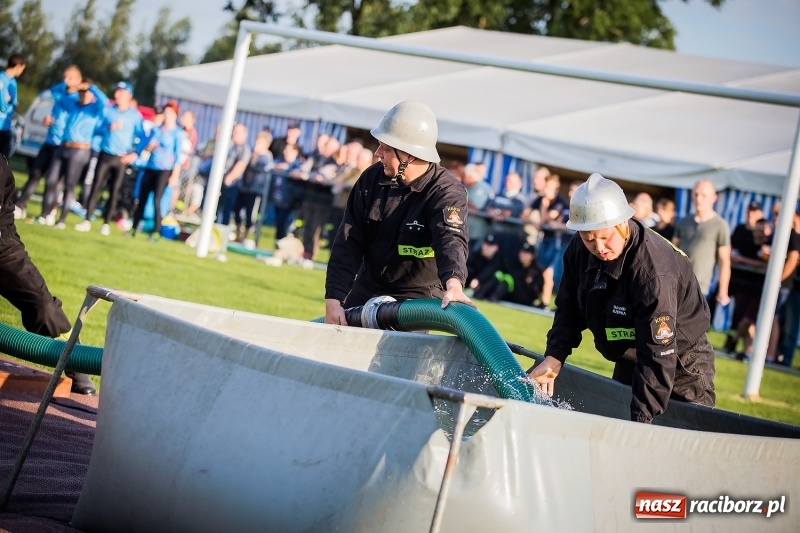 Zdjęcie w galerii na portalu naszraciborz.pl: Samborowice i Rudyszwałd z pucharem 110-lecia OSP Borucin wiadomości z regionu