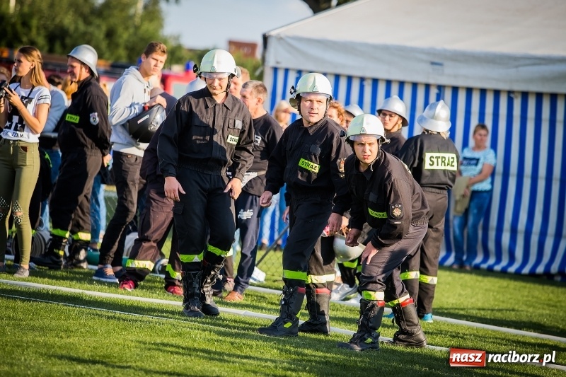 Zdjęcie w galerii na portalu naszraciborz.pl: Samborowice i Rudyszwałd z pucharem 110-lecia OSP Borucin wiadomości z regionu