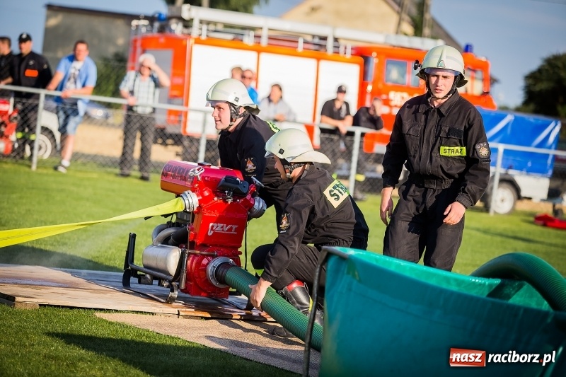 Zdjęcie w galerii na portalu naszraciborz.pl: Samborowice i Rudyszwałd z pucharem 110-lecia OSP Borucin wiadomości z regionu