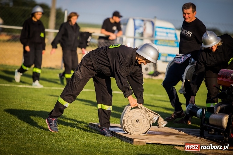 Zdjęcie w galerii na portalu naszraciborz.pl: Samborowice i Rudyszwałd z pucharem 110-lecia OSP Borucin wiadomości z regionu