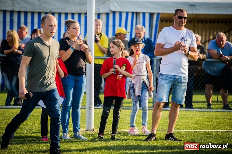 Zdjęcie w galerii na portalu naszraciborz.pl: Samborowice i Rudyszwałd z pucharem 110-lecia OSP Borucin wiadomości z regionu