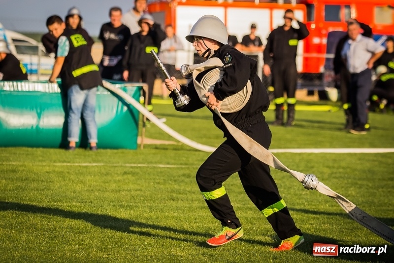 Zdjęcie w galerii na portalu naszraciborz.pl: Samborowice i Rudyszwałd z pucharem 110-lecia OSP Borucin wiadomości z regionu