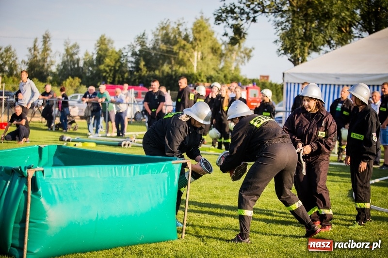 Zdjęcie w galerii na portalu naszraciborz.pl: Samborowice i Rudyszwałd z pucharem 110-lecia OSP Borucin wiadomości z regionu