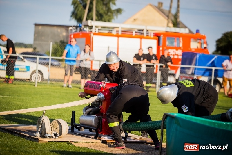 Zdjęcie w galerii na portalu naszraciborz.pl: Samborowice i Rudyszwałd z pucharem 110-lecia OSP Borucin wiadomości z regionu