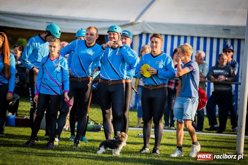 Zdjęcie w galerii na portalu naszraciborz.pl: Samborowice i Rudyszwałd z pucharem 110-lecia OSP Borucin wiadomości z regionu