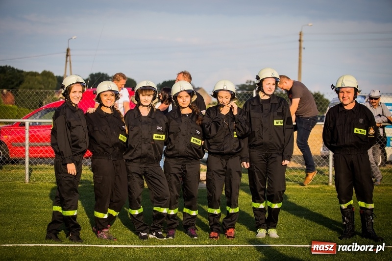 Zdjęcie w galerii na portalu naszraciborz.pl: Samborowice i Rudyszwałd z pucharem 110-lecia OSP Borucin wiadomości z regionu