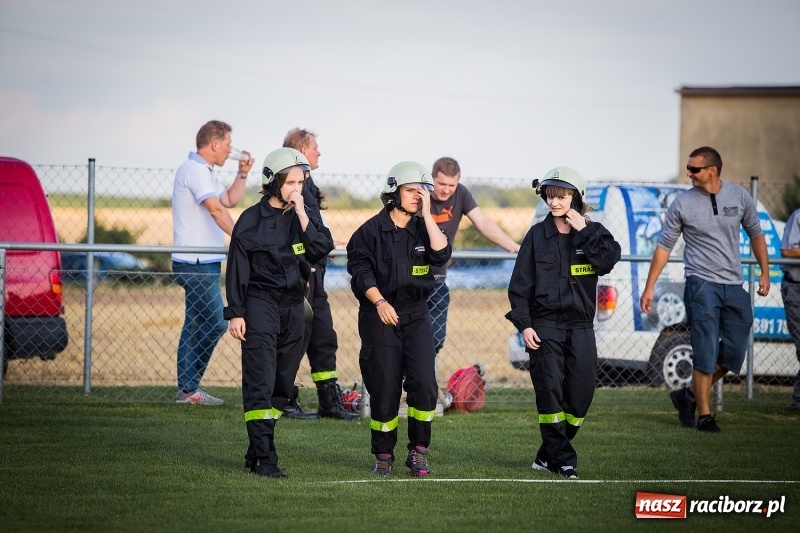 Zdjęcie w galerii na portalu naszraciborz.pl: Samborowice i Rudyszwałd z pucharem 110-lecia OSP Borucin wiadomości z regionu