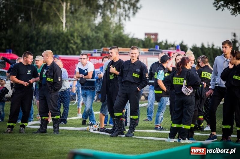 Zdjęcie w galerii na portalu naszraciborz.pl: Samborowice i Rudyszwałd z pucharem 110-lecia OSP Borucin wiadomości z regionu