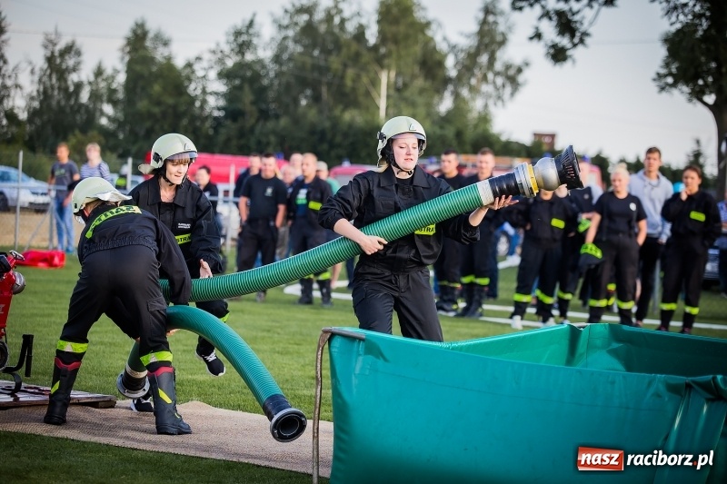 Zdjęcie w galerii na portalu naszraciborz.pl: Samborowice i Rudyszwałd z pucharem 110-lecia OSP Borucin wiadomości z regionu
