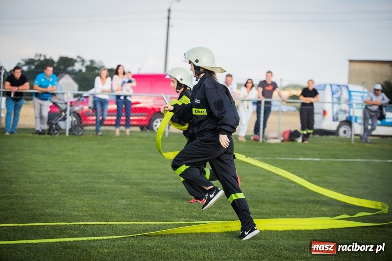 Zdjęcie w galerii na portalu naszraciborz.pl: Samborowice i Rudyszwałd z pucharem 110-lecia OSP Borucin wiadomości z regionu