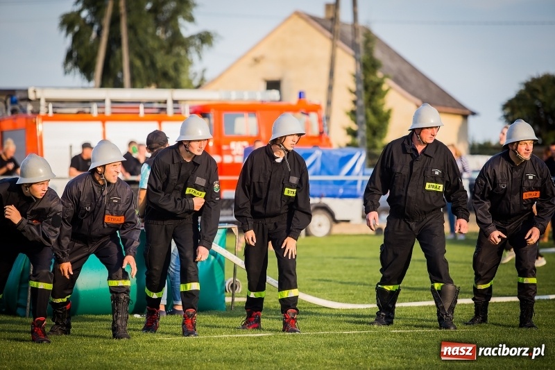 Zdjęcie w galerii na portalu naszraciborz.pl: Samborowice i Rudyszwałd z pucharem 110-lecia OSP Borucin wiadomości z regionu