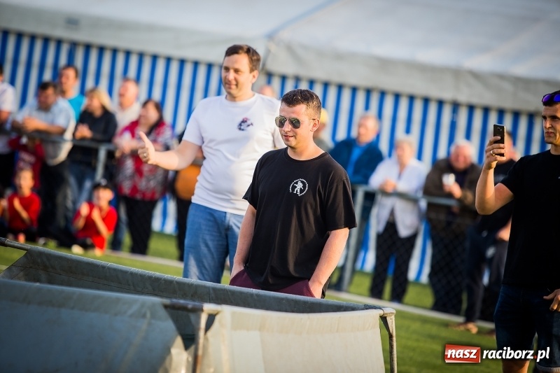 Zdjęcie w galerii na portalu naszraciborz.pl: Samborowice i Rudyszwałd z pucharem 110-lecia OSP Borucin wiadomości z regionu