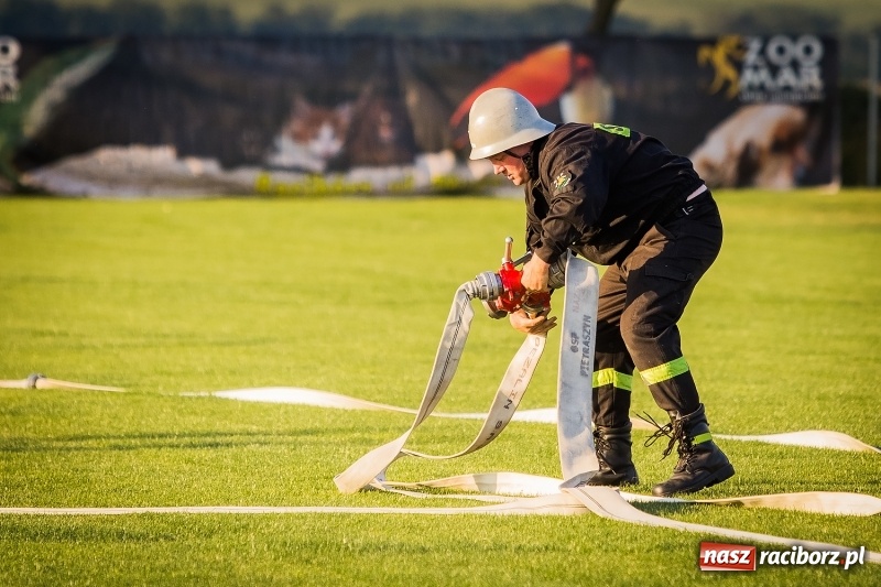Zdjęcie w galerii na portalu naszraciborz.pl: Samborowice i Rudyszwałd z pucharem 110-lecia OSP Borucin wiadomości z regionu