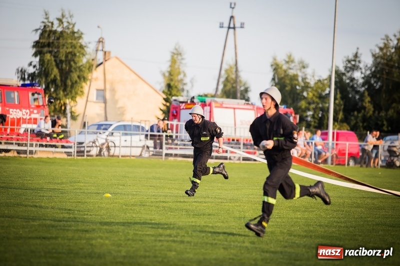 Zdjęcie w galerii na portalu naszraciborz.pl: Samborowice i Rudyszwałd z pucharem 110-lecia OSP Borucin wiadomości z regionu