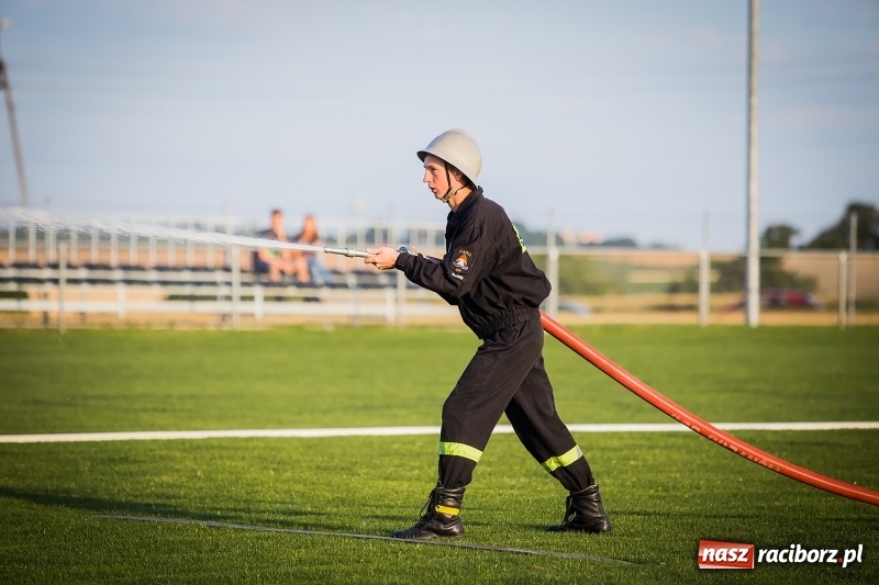 Zdjęcie w galerii na portalu naszraciborz.pl: Samborowice i Rudyszwałd z pucharem 110-lecia OSP Borucin wiadomości z regionu