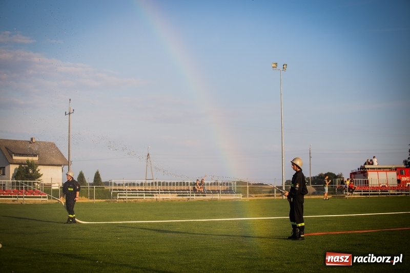 Zdjęcie w galerii na portalu naszraciborz.pl: Samborowice i Rudyszwałd z pucharem 110-lecia OSP Borucin wiadomości z regionu