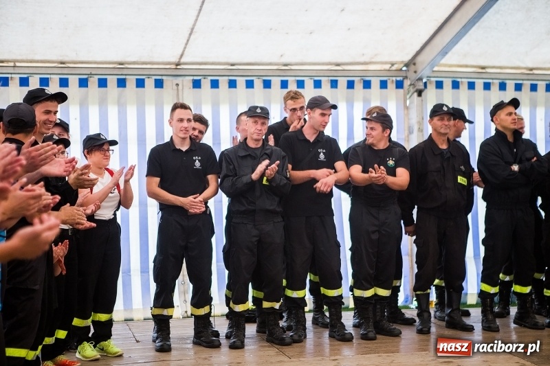 Zdjęcie w galerii na portalu naszraciborz.pl: Samborowice i Rudyszwałd z pucharem 110-lecia OSP Borucin wiadomości z regionu