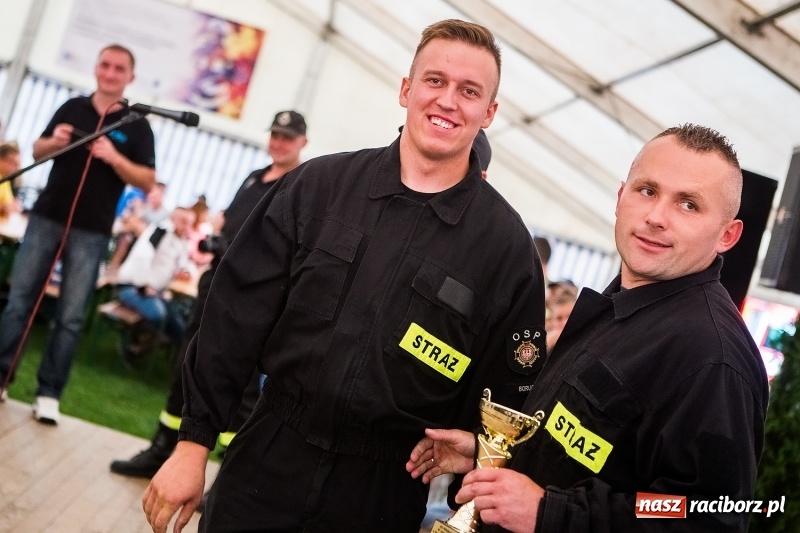 Zdjęcie w galerii na portalu naszraciborz.pl: Samborowice i Rudyszwałd z pucharem 110-lecia OSP Borucin wiadomości z regionu