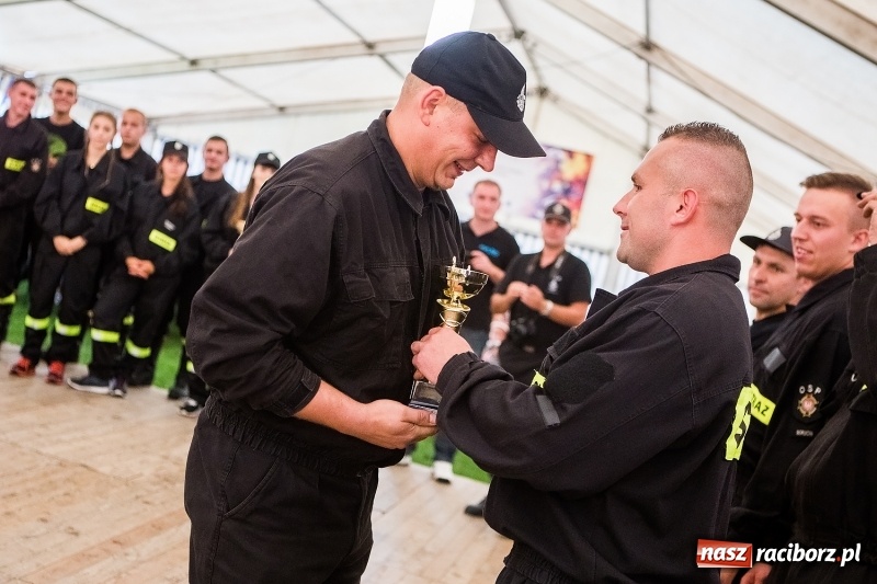 Zdjęcie w galerii na portalu naszraciborz.pl: Samborowice i Rudyszwałd z pucharem 110-lecia OSP Borucin wiadomości z regionu