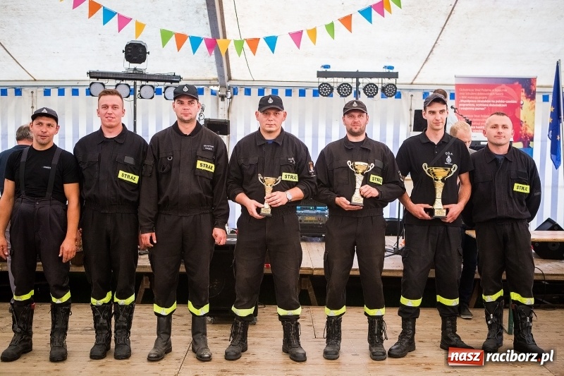 Zdjęcie w galerii na portalu naszraciborz.pl: Samborowice i Rudyszwałd z pucharem 110-lecia OSP Borucin wiadomości z regionu