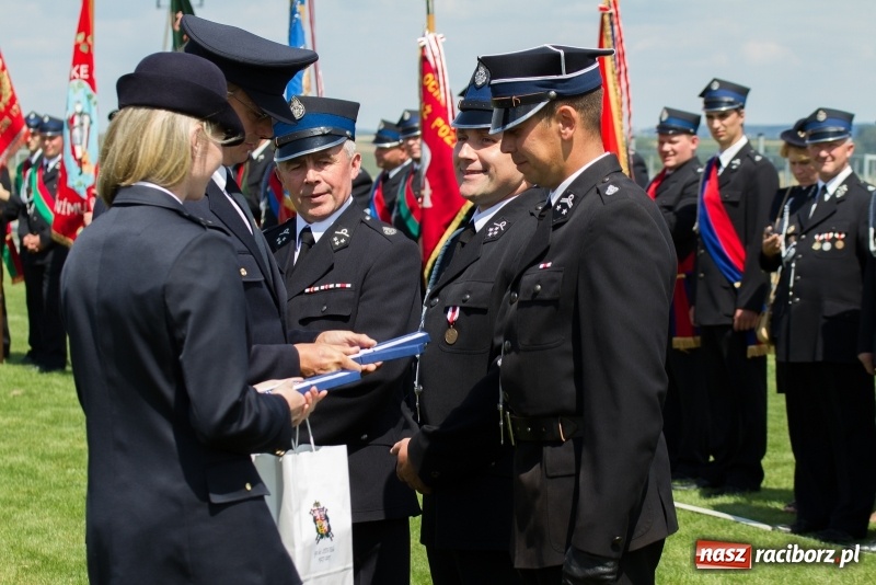 Zdjęcie w galerii na portalu naszraciborz.pl: 110 lat Ochotniczej Straży Pożarnej w Borucinie - dziś część oficjalna jubileuszu wiadomości z regionu