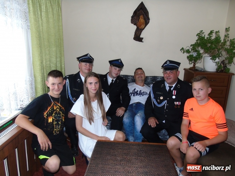 Zdjęcie w galerii na portalu naszraciborz.pl: 110 lat Ochotniczej Straży Pożarnej w Borucinie - dziś część oficjalna jubileuszu wiadomości z regionu