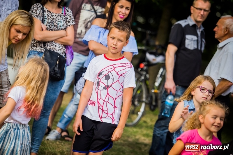 Zdjęcie w galerii na portalu naszraciborz.pl: Zumba Beach Party na plaży miejskiej wiadomości z regionu