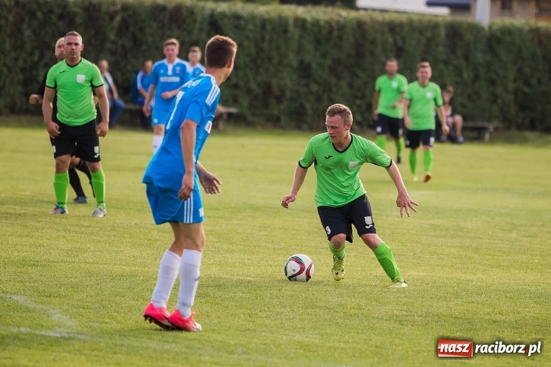 Zdjęcie w galerii na portalu naszraciborz.pl: Festynowe granie w Kornowacu. Naprzód Borucin minimalnie lepszy od gospodarzy wiadomości z regionu