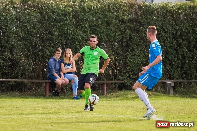 Zdjęcie w galerii na portalu naszraciborz.pl: Festynowe granie w Kornowacu. Naprzód Borucin minimalnie lepszy od gospodarzy wiadomości z regionu