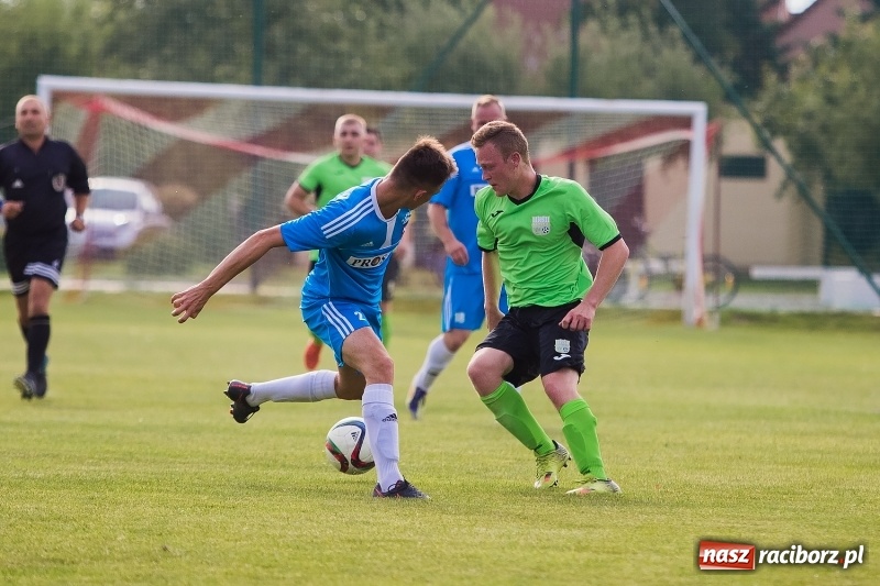 Zdjęcie w galerii na portalu naszraciborz.pl: Festynowe granie w Kornowacu. Naprzód Borucin minimalnie lepszy od gospodarzy wiadomości z regionu